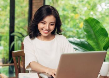 4 Produk Skincare WAJIB Sebelum Work From Home - thumbnail