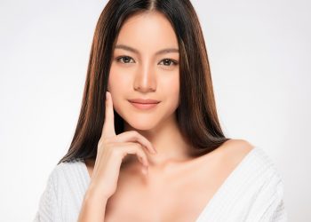 7 Manfaat Niacinamide Bagi Kulit, Salah Satunya Bisa Mencerahkan Wajah! - thumbnail