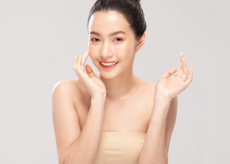 3 Kelebihan dan Efek Samping Niacinamide untuk Kulit Wajah yang Perlu Kamu Ketahui!