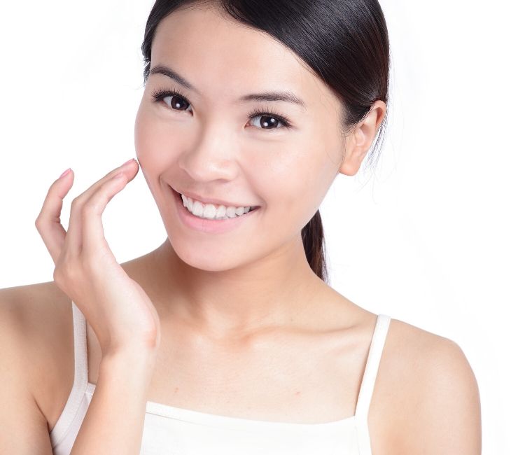 4 Manfaat Penggunaan Skincare dengan Cara Ditepuk