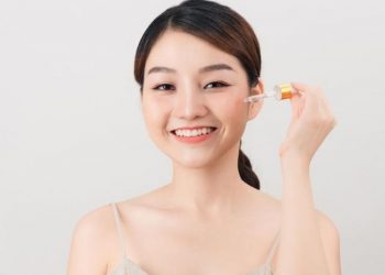 Kandungan dalam Skincare yang Tepat untuk Atasi 4 Masalah Kulit