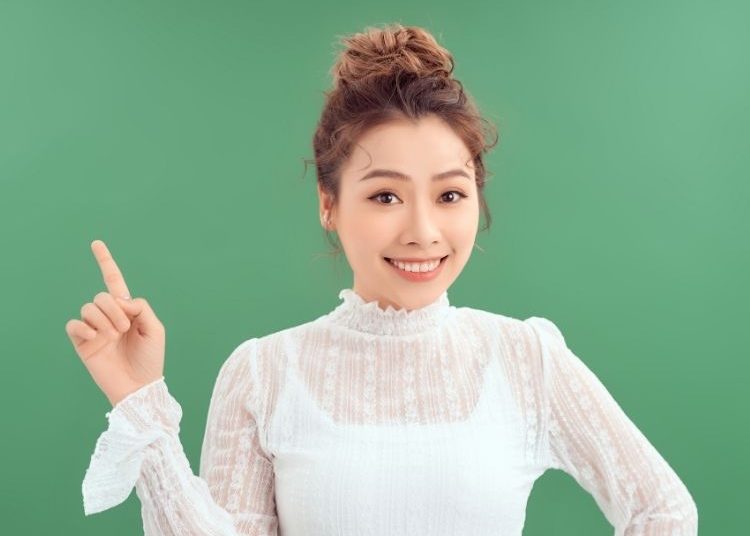 Penyebab rambut rontok dan cara mengatasinya