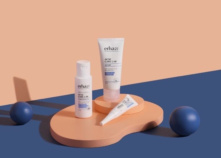 3 Kebiasaan Buruk yang Sering Dilakukan Oleh Pemilik Wajah Berjerawat