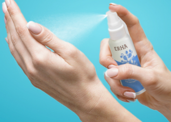 Terlalu Sering Menggunakan Hand Sanitizer Bikin Kulit Kering? Ini Dia 5 Cara Mengatasinya!