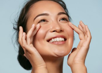 Ingin Menghilangkan Kerutan di Wajah dengan Cepat? Simak Tips Jitu Ini Agar Tampak Awet Muda!