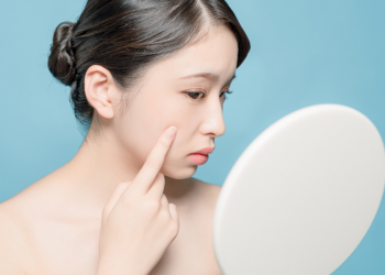 Atasi Kulit Kering dengan Skincare Lokal Viral, ERHA x AQUA!