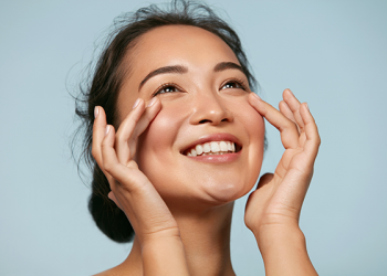 Rekomendasi skincare untuk dark spot survivor