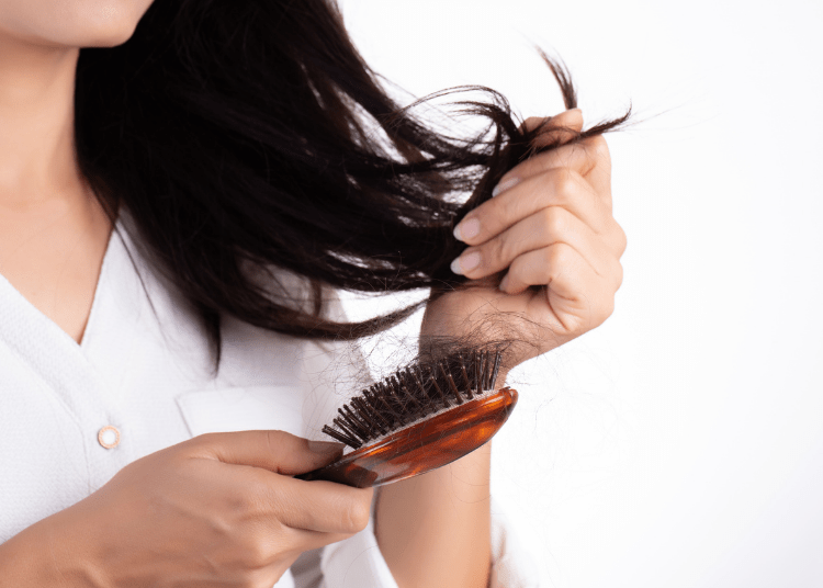Simak 5 Tips Perawatan Rambut Rontok Dengan Mudah!