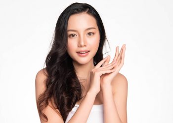 Maksimalkan Penampilanmu dengan ERHAIR Dry Shampoo dalam 1 Menit!