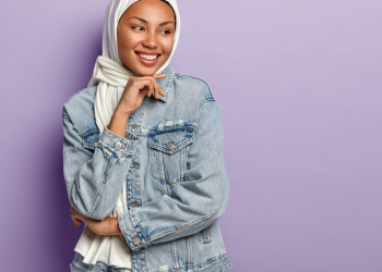 penyebab rambut rontok pada hijab