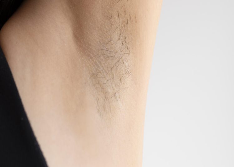 cara mencerahkan area lipatan