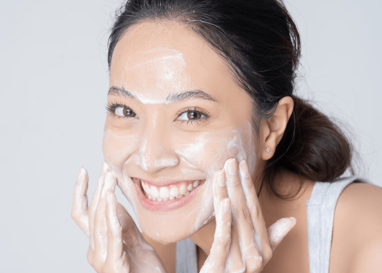 woman facial wash