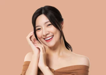 Sambut Kulit Cerah dan Sehat dalam 7 Hari dengan Serum Vitamin C Ini!