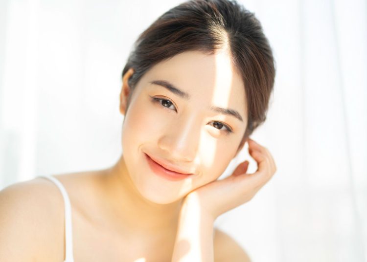 Ingin Wajah Glowing di Tahun 2024, Saatnya Manfaatkan HARBOLNAS untuk Mendapatkan The First Glow Up Drink!