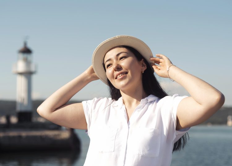 Pakai 1 Sunscreen Spray Ini, Jalan-jalan Liburan Nataru Jadi No Worry and Always Ready!