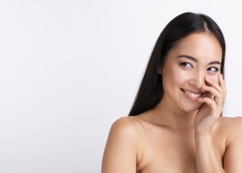 Kulit cerah dengan rajin menggunakan skincare