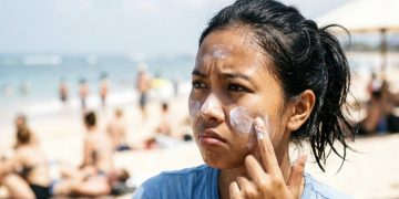 3 Alasan Sunscreen Kamu Tidak Melindungi Secara Maksimal