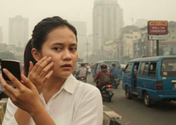 Kualitas Udara Sedang Tidak Baik? Waspadai Tingginya PM2.5 Saat Beraktivitas di Luar!