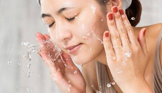 Investasi Kulit Jangka Panjang Dimulai dari Rutinitas yang Sering Dianggap Sepele!